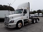 Used 2017 Freightliner Cascadia Day Cab 6x4, Semi Truck for sale #668683 - photo 1