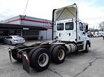 Used 2017 Freightliner Cascadia Day Cab 6x4, Semi Truck for sale #672030 - photo 5