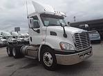 Used 2017 Freightliner Cascadia Day Cab 6x4, Semi Truck for sale #675071 - photo 4