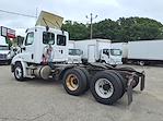 Used 2017 Freightliner Cascadia Day Cab 6x4, Semi Truck for sale #675072 - photo 2