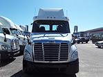 Used 2017 Freightliner Cascadia Day Cab 6x4, Semi Truck for sale #675073 - photo 3