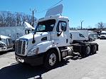 Used 2017 Freightliner Cascadia Day Cab 6x4, Semi Truck for sale #675074 - photo 1