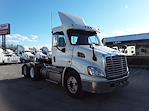 Used 2017 Freightliner Cascadia Day Cab 6x4, Semi Truck for sale #675075 - photo 4