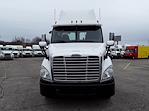 Used 2017 Freightliner Cascadia Day Cab 6x4, Semi Truck for sale #675077 - photo 3