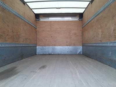 Used 2017 Isuzu NRR Regular Cab 4x2, 14' Box Truck for sale #676316 - photo 2