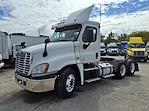 Used 2017 Freightliner Cascadia Day Cab 6x4, Semi Truck for sale #679684 - photo 1