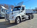 Used 2017 Freightliner Cascadia Day Cab 6x4, Semi Truck for sale #679685 - photo 1