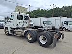 Used 2018 Freightliner Cascadia Day Cab 6x4, Semi Truck for sale #681298 - photo 2