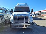 Used 2018 Freightliner Cascadia Day Cab 6x4, Semi Truck for sale #744620 - photo 3