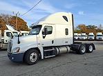 Used 2018 Freightliner Cascadia Sleeper Cab 6x4, Semi Truck for sale #745954 - photo 1