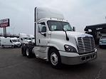 Used 2018 Freightliner Cascadia Day Cab 6x4, Semi Truck for sale #762199 - photo 4