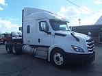 Used 2019 Freightliner Cascadia Sleeper Cab 6x4, Semi Truck for sale #862798 - photo 4