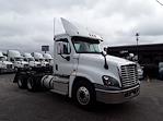 Used 2019 Freightliner Cascadia Day Cab 6x4, Semi Truck for sale #864841 - photo 4