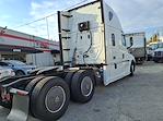 Used 2019 Freightliner Cascadia Sleeper Cab 6x4, Semi Truck for sale #873362 - photo 5