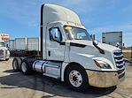 Used 2020 Freightliner Cascadia Day Cab 6x4, Semi Truck for sale #283486 - photo 4