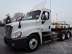 Used 2015 Freightliner Cascadia Day Cab 6x4, Semi Truck for sale #343685 - photo 1