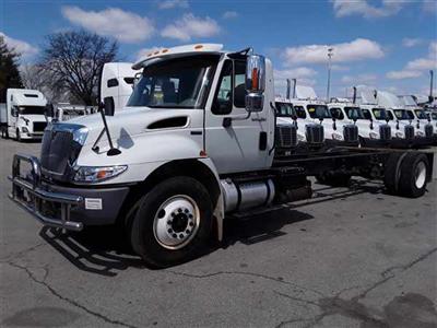 Used 2014 International DuraStar 4300 4x2, 24' Cab Chassis for sale #530061 - photo 1
