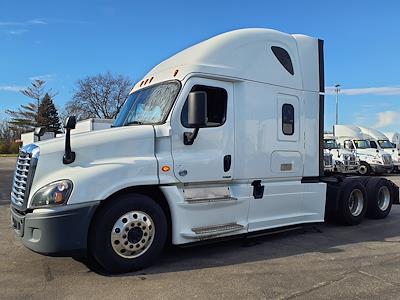Used 2017 Freightliner Cascadia Sleeper Cab 6x4, Semi Truck for sale #665813 - photo 1