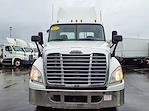Used 2017 Freightliner Cascadia Day Cab 6x4, Semi Truck for sale #673944 - photo 3