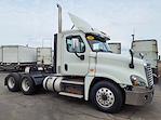 Used 2017 Freightliner Cascadia Day Cab 6x4, Semi Truck for sale #676523 - photo 4