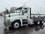 Used 2017 Freightliner Cascadia Day Cab 6x4, Semi Truck for sale #676528 - photo 1