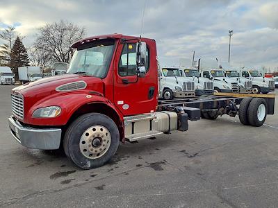 Used 2018 Freightliner M2 106 Conventional Cab 4x2, Cab Chassis for sale #682713 - photo 1