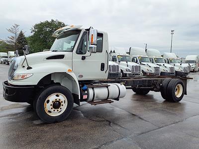 Used 2018 International DuraStar 4300 SBA 4x2, Cab Chassis for sale #749576 - photo 1