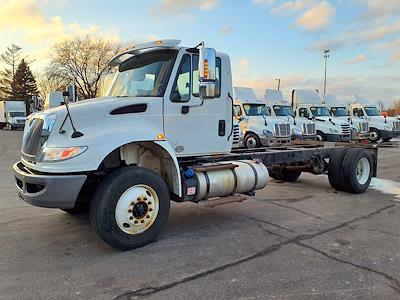 Used 2018 International DuraStar 4300 SBA 4x2, Cab Chassis for sale #749582 - photo 1