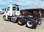 Used 2015 Freightliner Cascadia Day Cab 6x4, Semi Truck for sale #325719 - photo 2