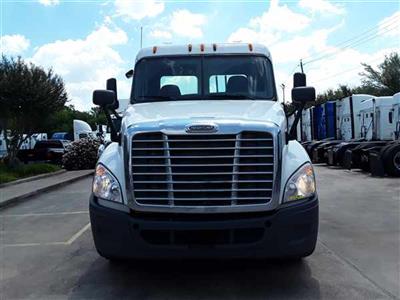 Used 2014 Freightliner Cascadia Day Cab 6x4, Semi Truck for sale #564925 - photo 1