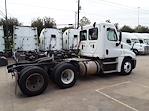 Used 2015 Freightliner Cascadia Day Cab 6x4, Semi Truck for sale #640683 - photo 5