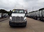 Used 2016 Freightliner Cascadia Day Cab 4x2, Semi Truck for sale #653028 - photo 3