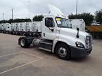 Used 2016 Freightliner Cascadia Day Cab 4x2, Semi Truck for sale #653028 - photo 4