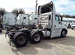 Used 2016 Freightliner Cascadia Day Cab 6x4, Semi Truck for sale #657171 - photo 5