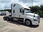 Used 2018 Freightliner Cascadia Sleeper Cab 6x4, Semi Truck for sale #685010 - photo 6