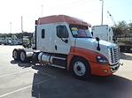 Used 2019 Freightliner Cascadia Sleeper Cab 6x4, Semi Truck for sale #784505 - photo 4