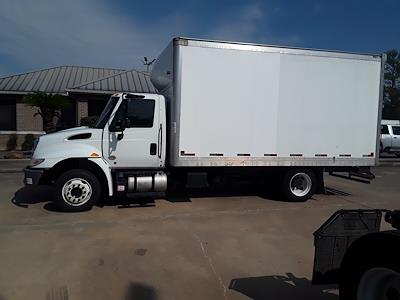 Used 2019 International DuraStar 4300 SBA 4x2, Box Truck for sale #868175 - photo 1