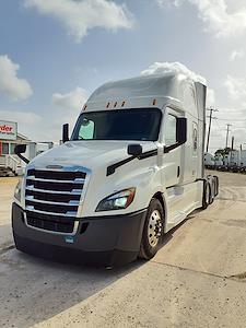 Used 2020 Freightliner Cascadia Sleeper Cab 6x4, Semi Truck for sale #246702 - photo 1