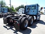 Used 2016 Freightliner Cascadia 6x4, Semi Truck for sale #658562 - photo 1