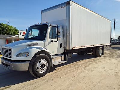 Used 2018 Freightliner M2 106 Conventional Cab 4x2, Box Truck for sale #687100 - photo 1