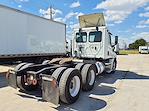 Used 2018 Freightliner Cascadia Day Cab 6x4, Semi Truck for sale #750413 - photo 5