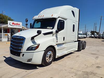 Used 2019 Freightliner Cascadia Sleeper Cab 6x4, Semi Truck for sale #874756 - photo 1