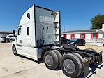 Used 2019 Freightliner Cascadia Sleeper Cab 6x4, Semi Truck for sale #874756 - photo 2