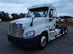 Used 2020 Freightliner Cascadia Day Cab 6x4, Semi Truck for sale #264748 - photo 1