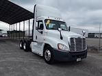 Used 2015 Freightliner Cascadia Day Cab 6x4, Semi Truck for sale #326244 - photo 3