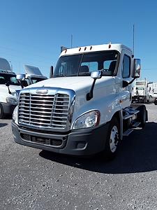 Used 2016 Freightliner Cascadia 4x2, Semi Truck for sale #354500 - photo 1
