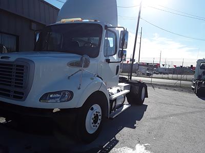 Used 2013 Freightliner M2 112 Day Cab 4x2, Semi Truck for sale #508256 - photo 1