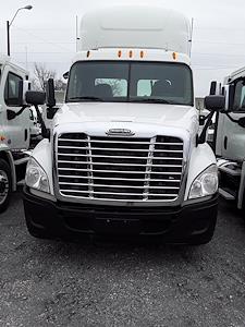 Used 2014 Freightliner Cascadia 4x2, Semi Truck for sale #553441 - photo 1
