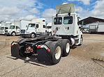 Used 2016 Freightliner Cascadia Day Cab 6x4, Semi Truck for sale #655250 - photo 5