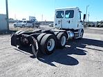 Used 2017 Freightliner Cascadia Day Cab 6x4, Semi Truck for sale #671327 - photo 3